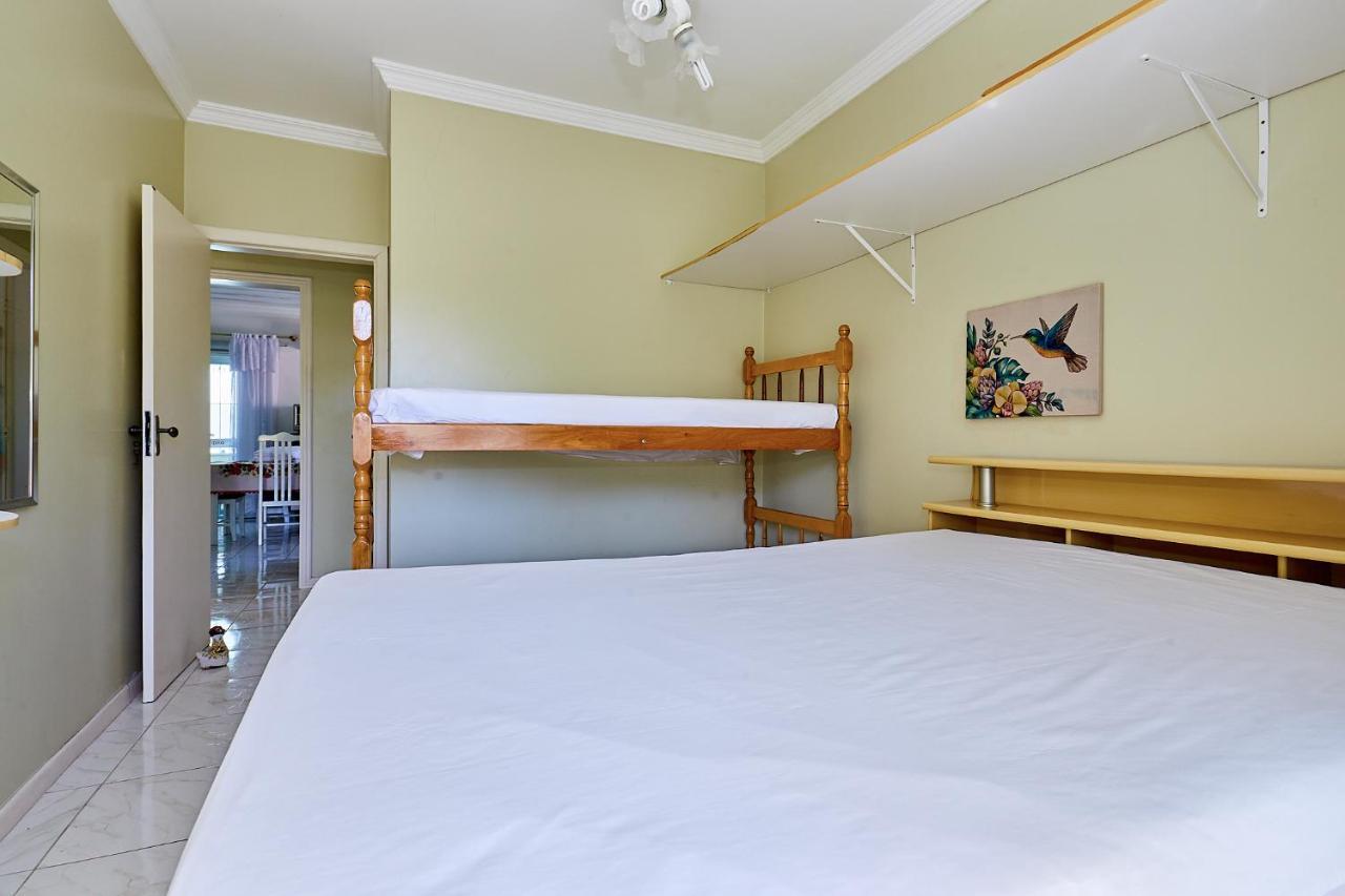 1040 - Departamento 2 Quartos Na Rua Pirajica . 200 M Da Praia Bombinhas Centro Dış mekan fotoğraf